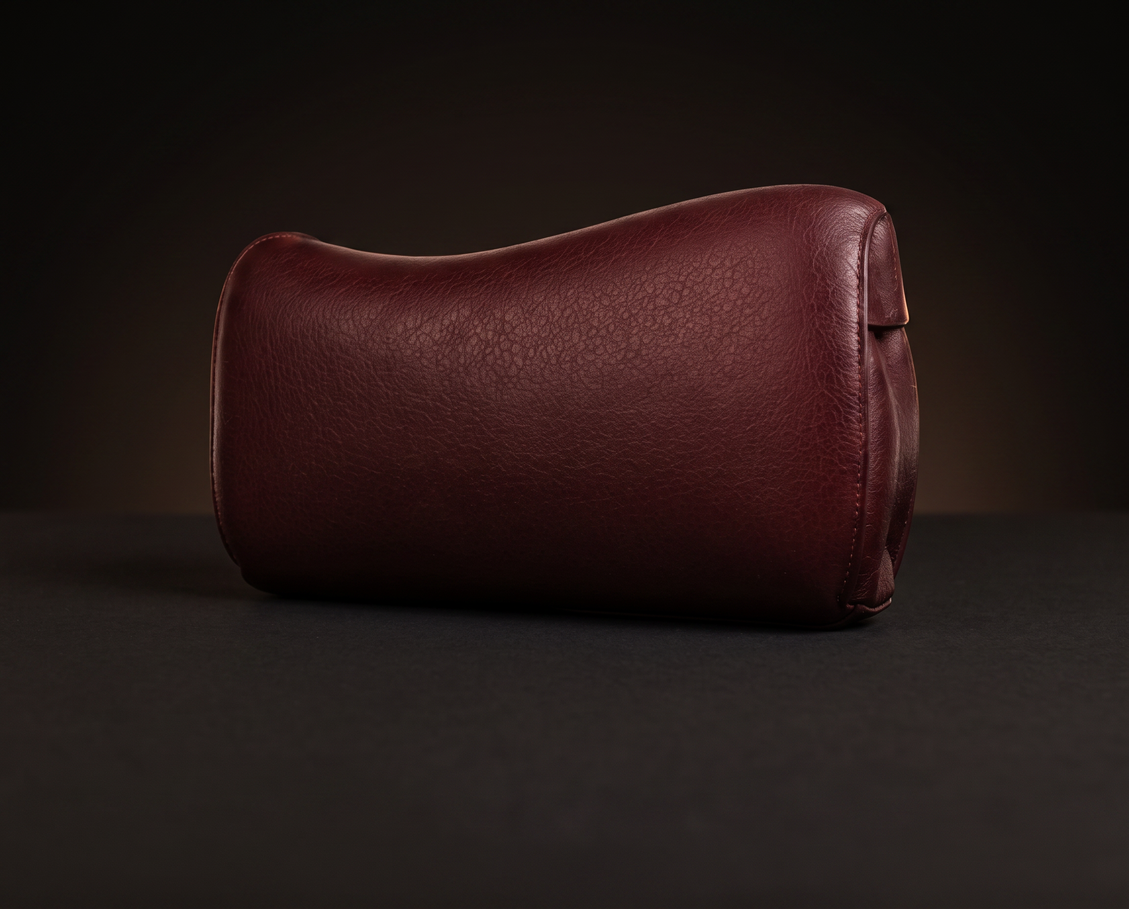 The Roos petal clutch from the rear, showing the completely plain back panel
